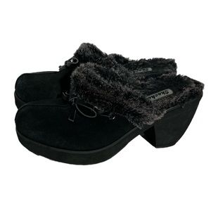 Skechers Mule Clogs Shoes Black Suede   Wedge Slip On Size 7